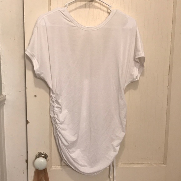 EUC lululemon tied to it tee white size 4 - Picture 3 of 6